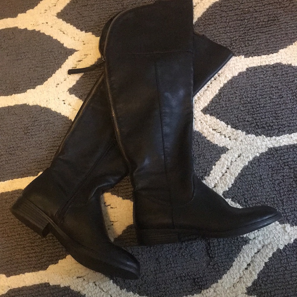 Black knee high boots